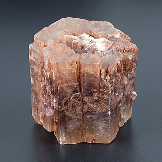 Aragonite specimen: colorless and white mineral