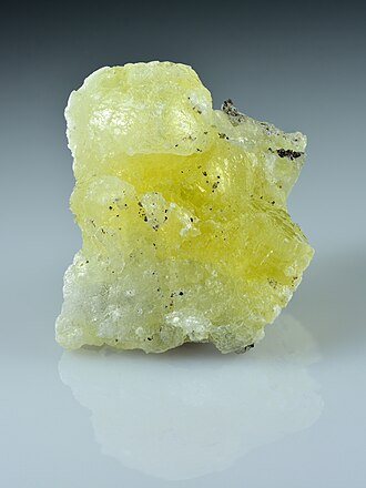 Brucite specimen Brucite specimen: white and pale green mineral (photo 2)