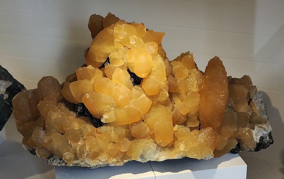 Jasper specimen Jasper specimen: red and yellow mineral