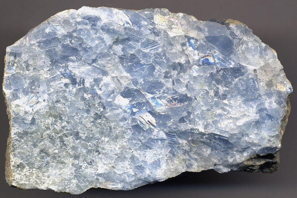Marble specimen Marble specimen: white and gray metamorphic rock
