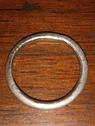 Pewter specimen: dull silver and gray metal