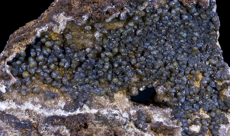 Smithsonite specimen Smithsonite specimen: blue green and green mineral