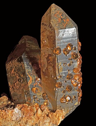 Spessartine specimen: orange and red mineral (photo 2)