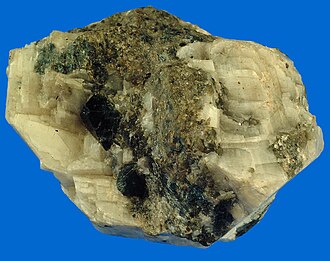 Spinel specimen: red and pink gemstone