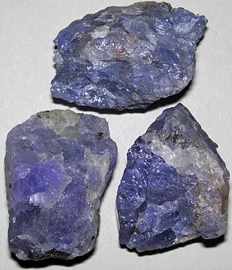 Tanzanite specimen: blue and violet gemstone